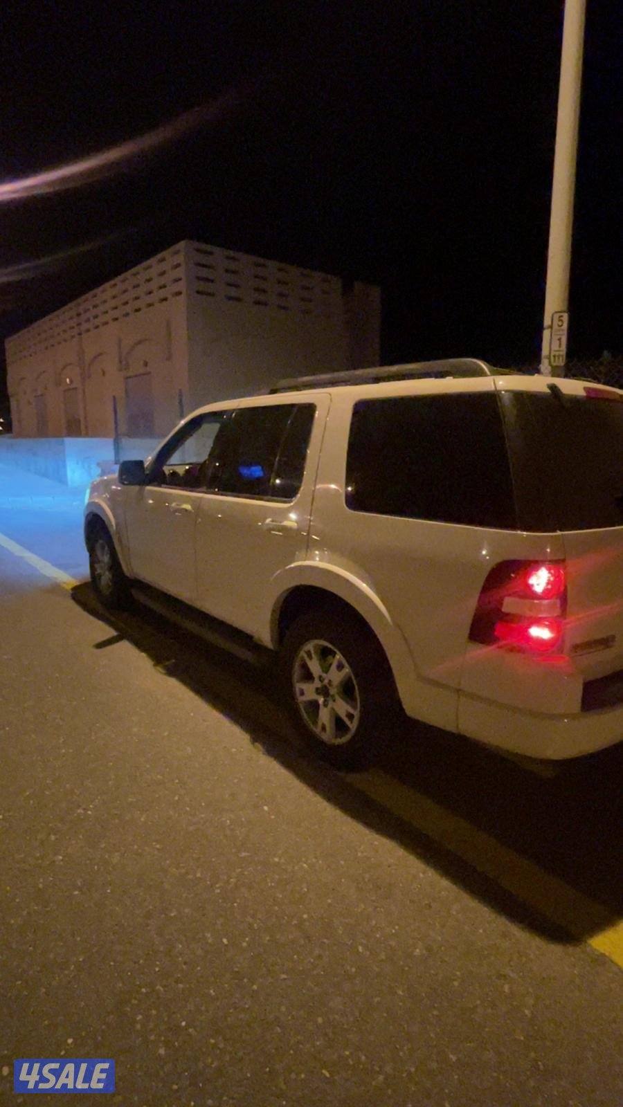 للبيع جيب فورد اكسبلورر1