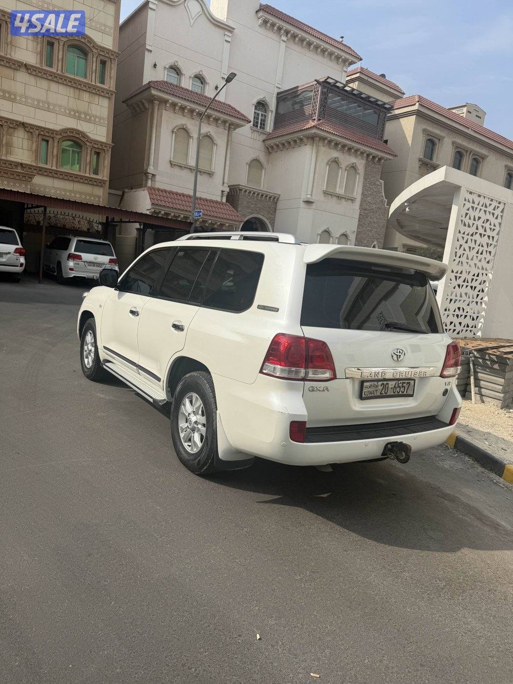 لاندكروزر نظيف كالوكاله1