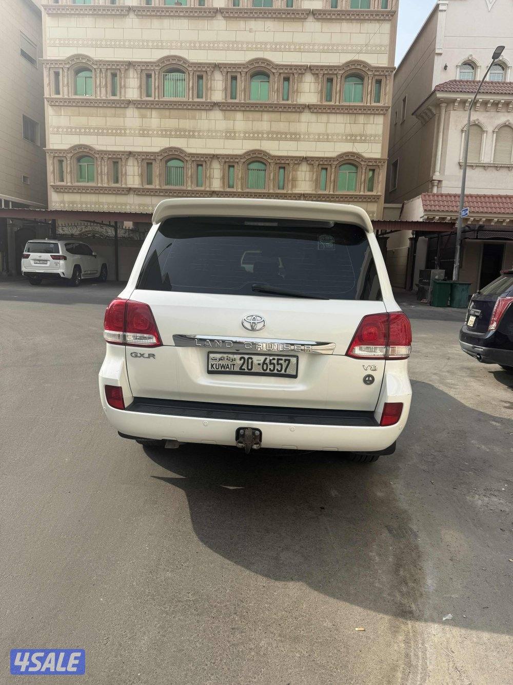 لاندكروزر نظيف كالوكاله5