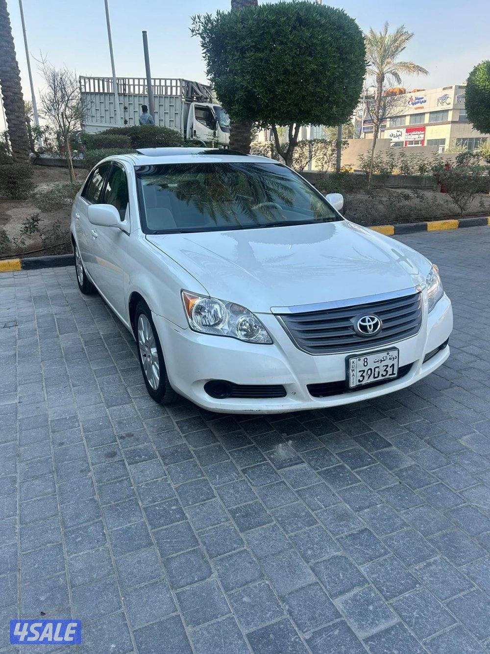 تويوتا افالون موديل ٢٠١٠ ماشي ١٠٥ الف كم5