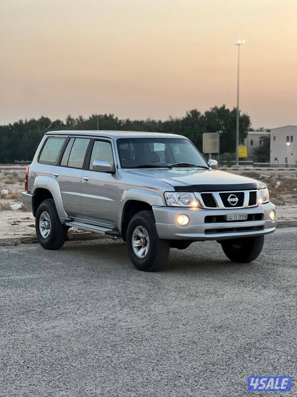 للبيع فتك سفاري موديل 2013 القير عادي الفل عداد 570 فتحه - دبل - DiFF0