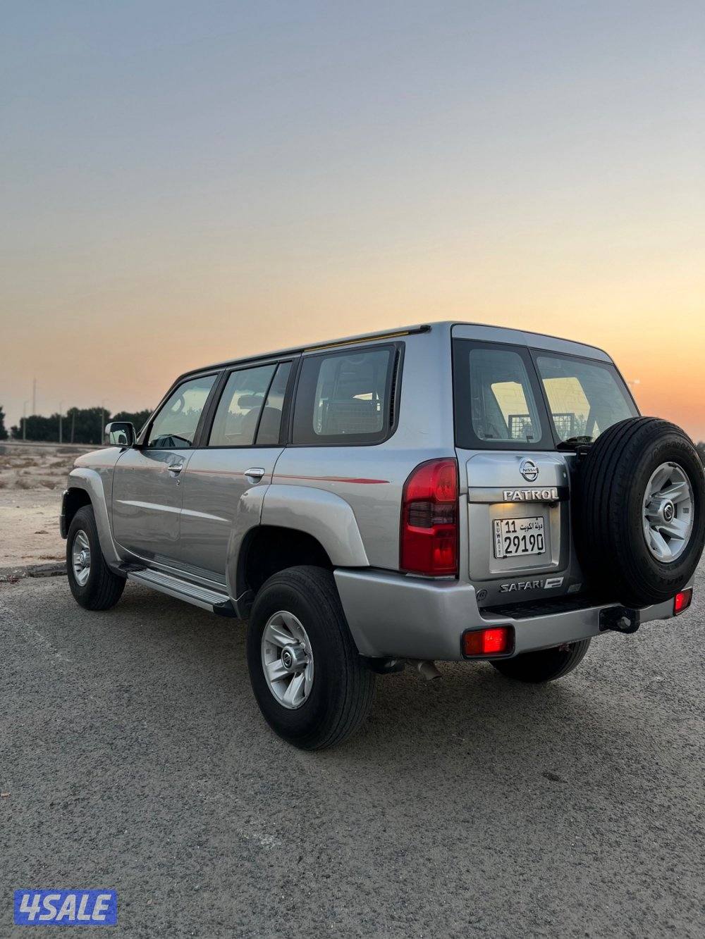 للبيع فتك سفاري موديل 2013 القير عادي الفل عداد 570 فتحه - دبل - DiFF3