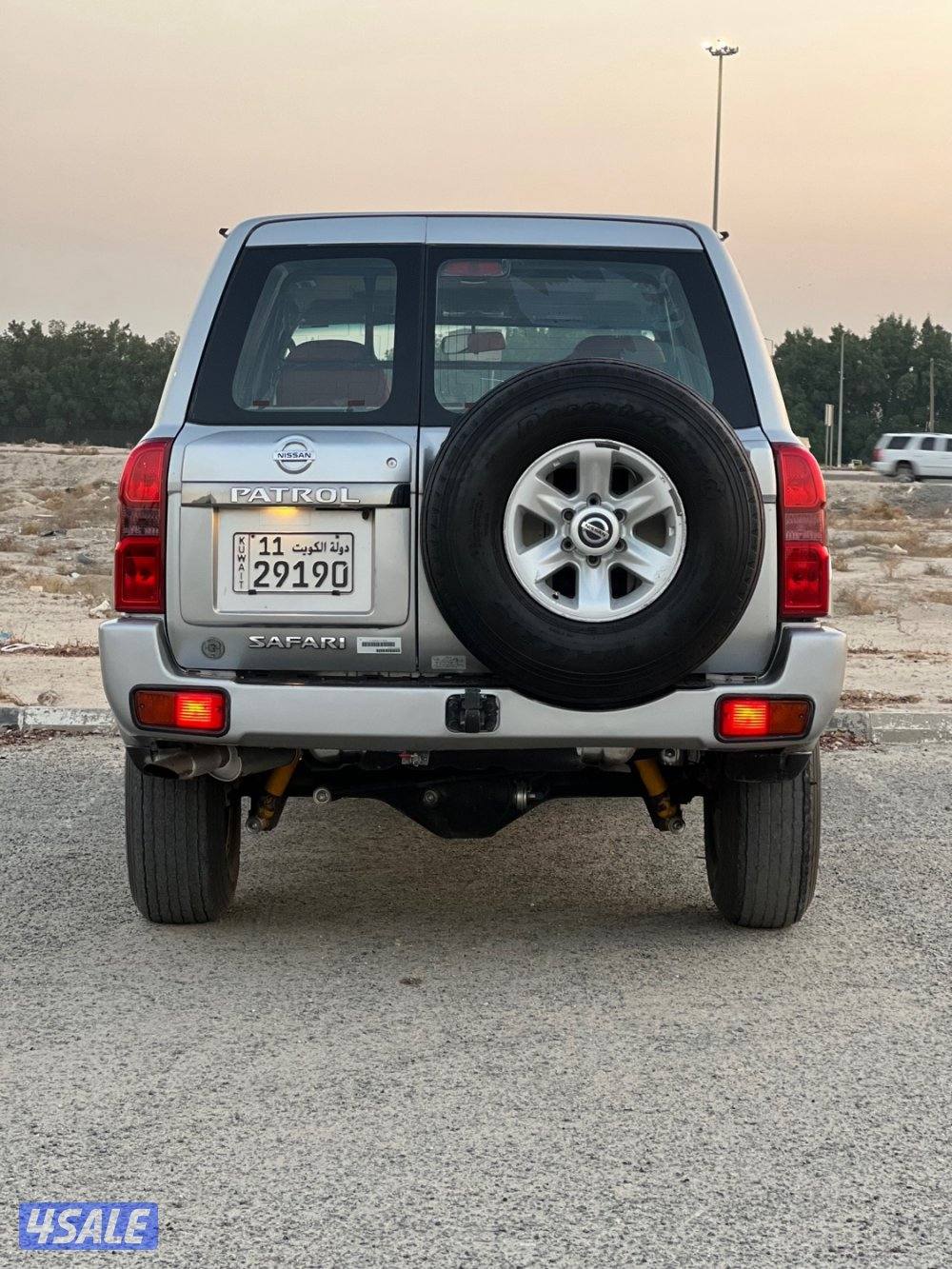 للبيع فتك سفاري موديل 2013 القير عادي الفل عداد 570 فتحه - دبل - DiFF5