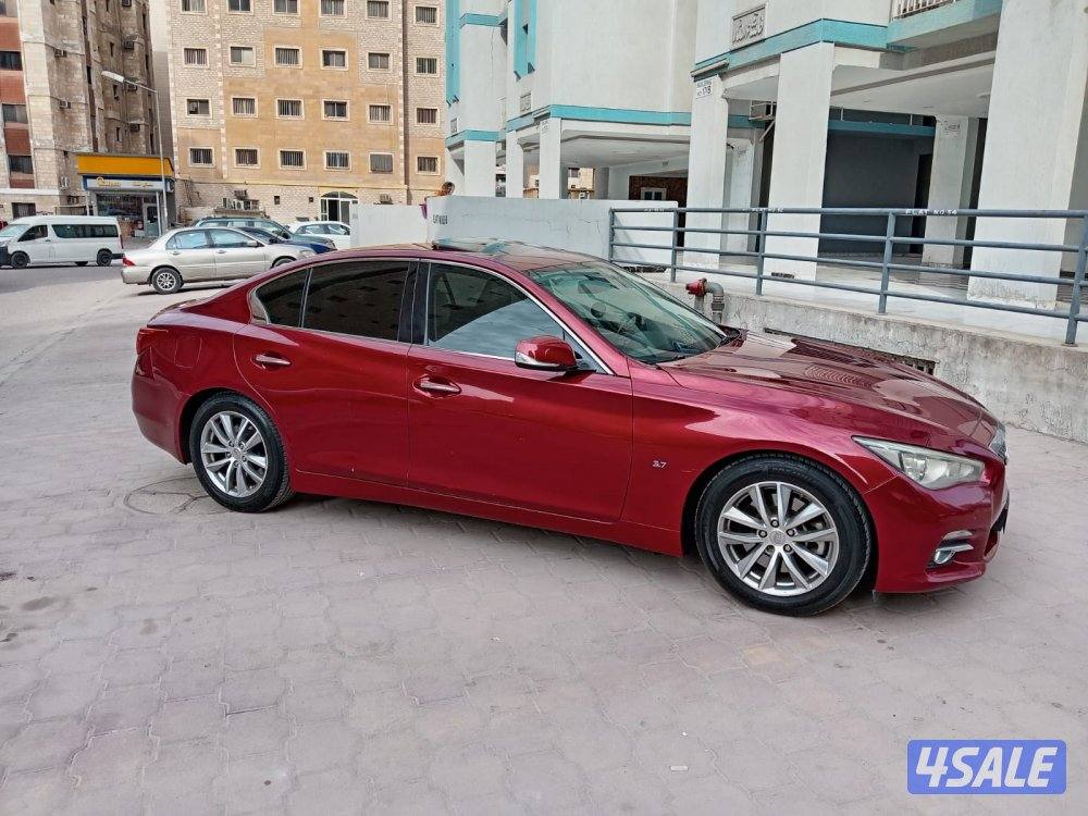 للبيع انفنتي Q50 موديل 20144