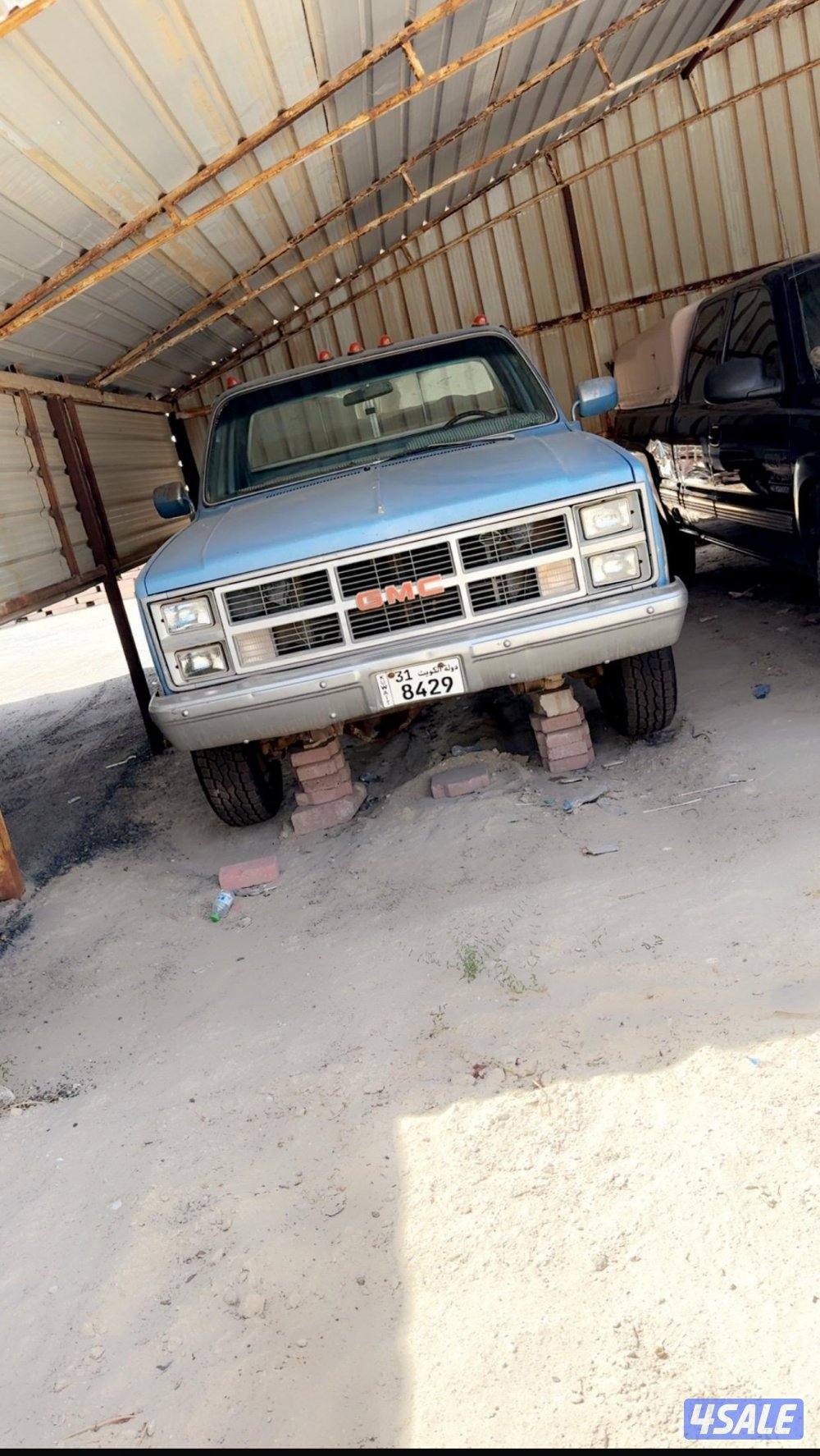 للبيع وانيت جمس موديل 19820