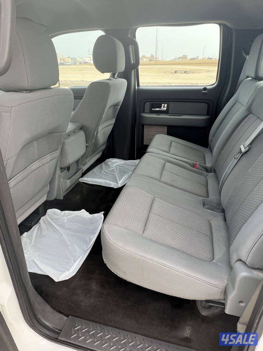 للبيع وانيت فورد F-150XLT6