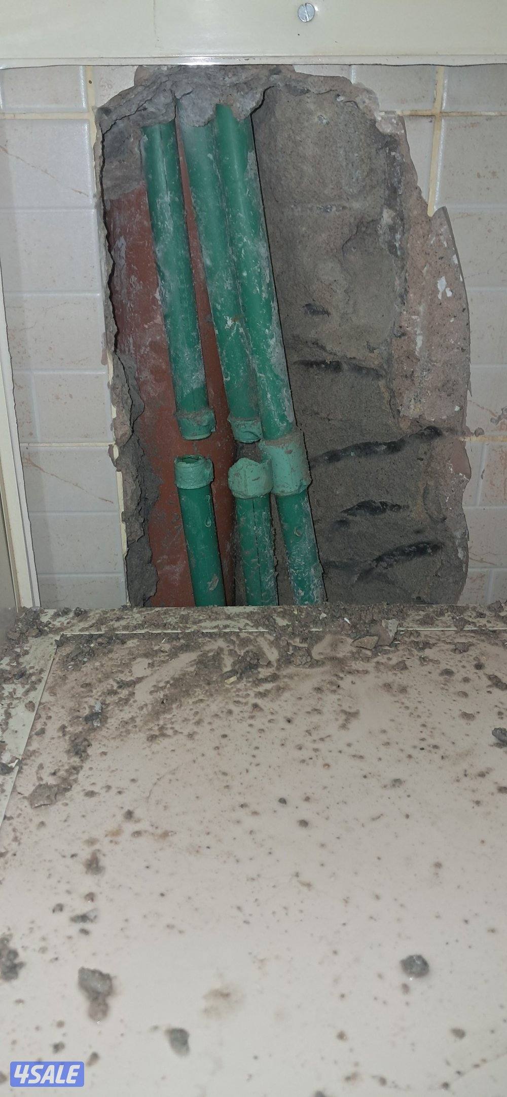 كشف الخرير بالجهاز وتسربات المياه فحص وتصليح الخرير مع الكفاله1