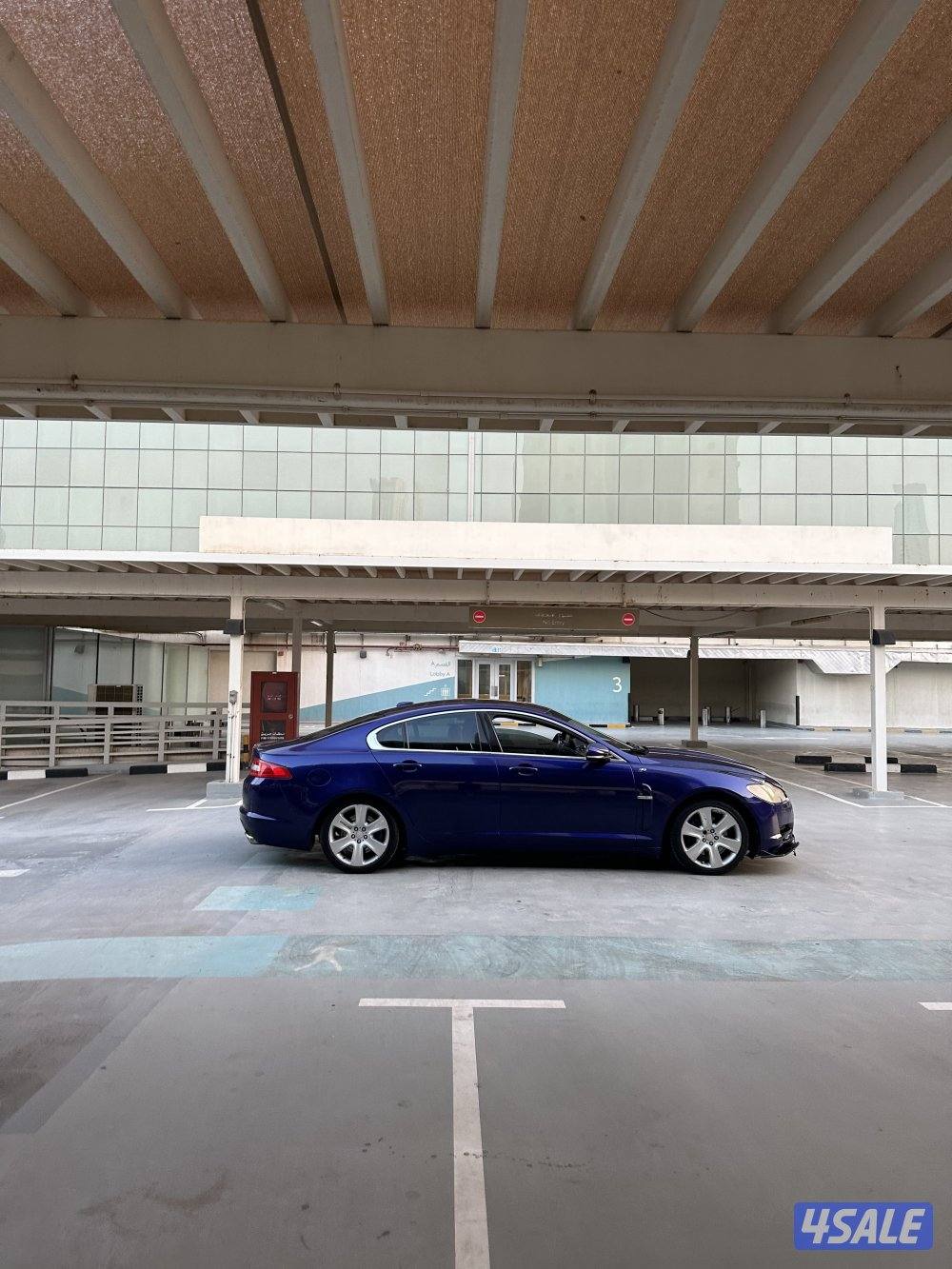 للبيع جاكور xf 2010 ازرق مميز3