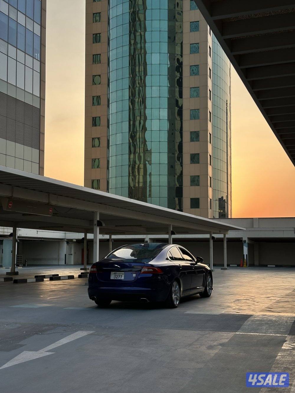 للبيع جاكور xf 2010 ازرق مميز9