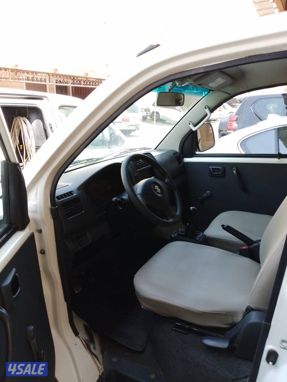 للبيع باص مجهز غسيل سيارات4