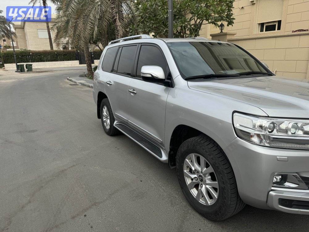 للبيع لاند كروزر Gxr2