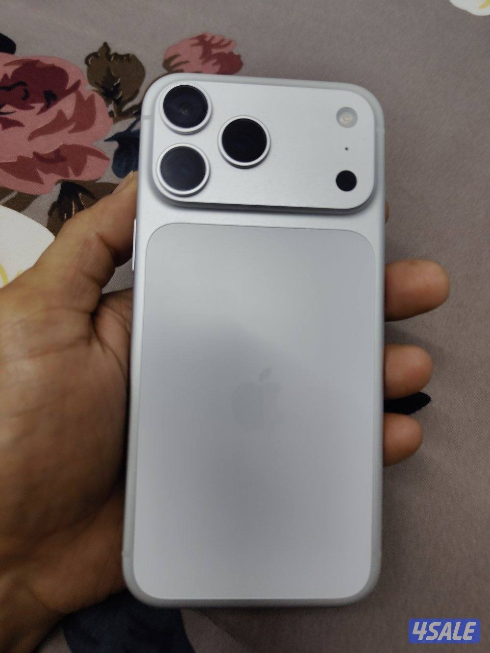 iPhone 17 pro max 256gb just box open7