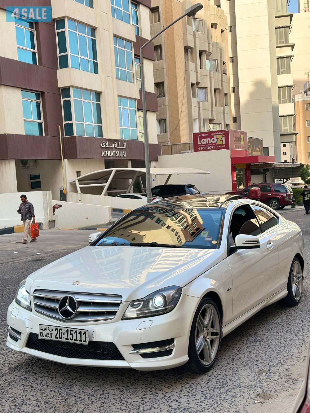 للبيع مرسيدس سي ٣٥٠ موديل ٢٠١٢1