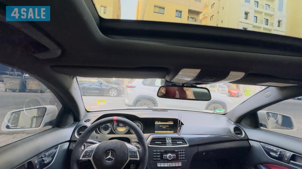للبيع مرسيدس سي ٣٥٠ موديل ٢٠١٢3