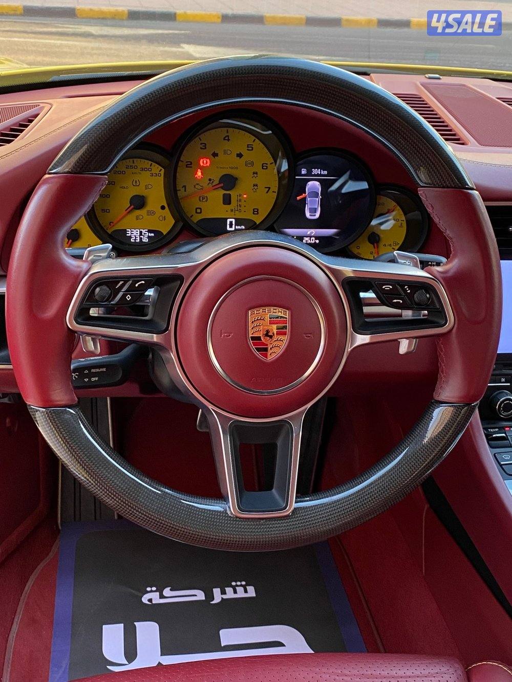 بورش كاريرا 911 موديل 2017 عداد 33 الف كيلو فقط تحت الكفاله شرط الفحص5