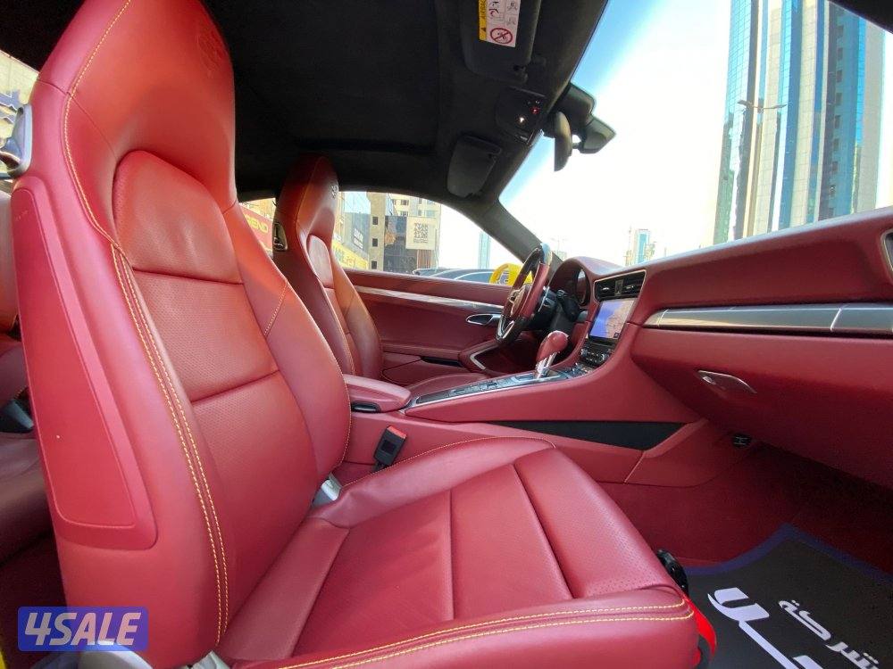 بورش كاريرا 911 موديل 2017 عداد 33 الف كيلو فقط تحت الكفاله شرط الفحص7