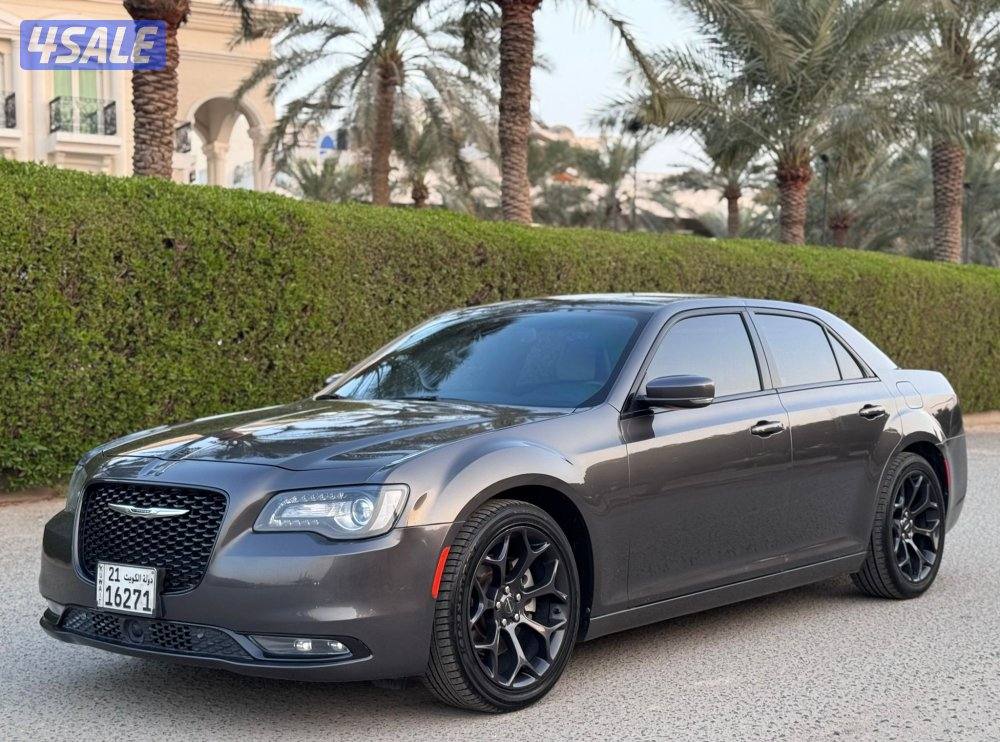 كرايزلر C300S ٢٠٢١ ماشي ١١٠ صبغ الوكاله0