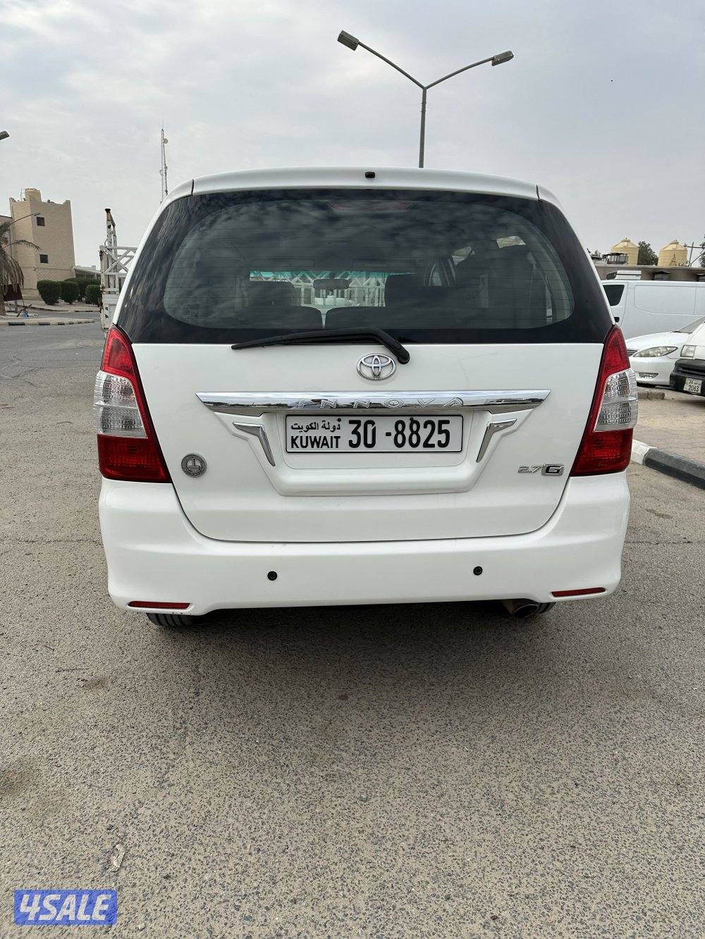 تويوتا انوفا وارد الساير0