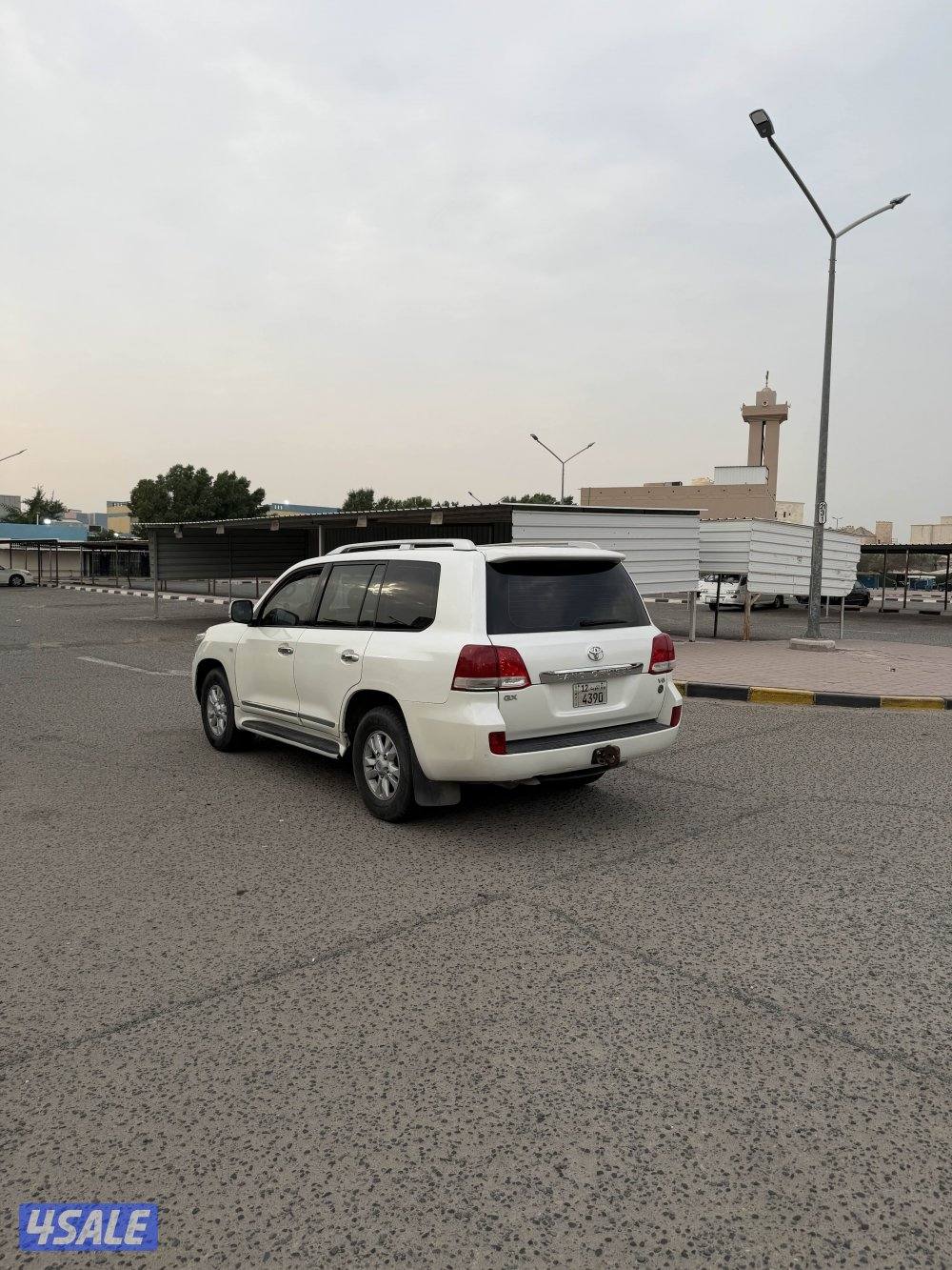 لاند كروز 2008شرط الفحص قير مكينه شاصي مرفق الفحص 6سلندر المالك الثاني2