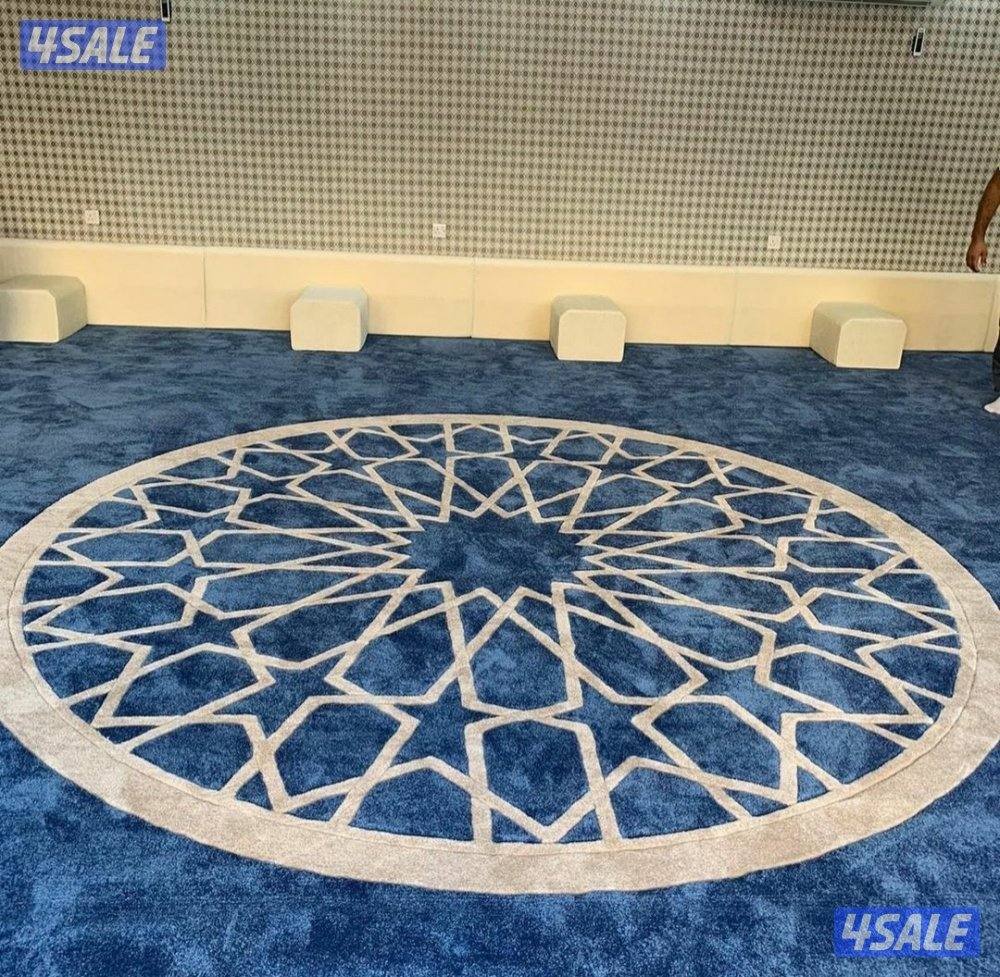 .كل مايخص السجاد لدينه سجاد ساده ومشجر سميك وسط خفيف كل ماهوه جديد ومم3