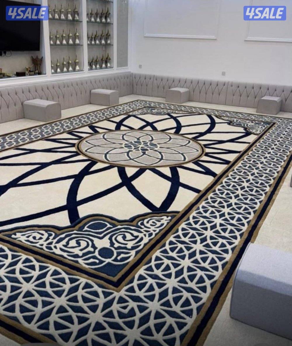 .كل مايخص السجاد لدينه سجاد ساده ومشجر سميك وسط خفيف كل ماهوه جديد ومم7