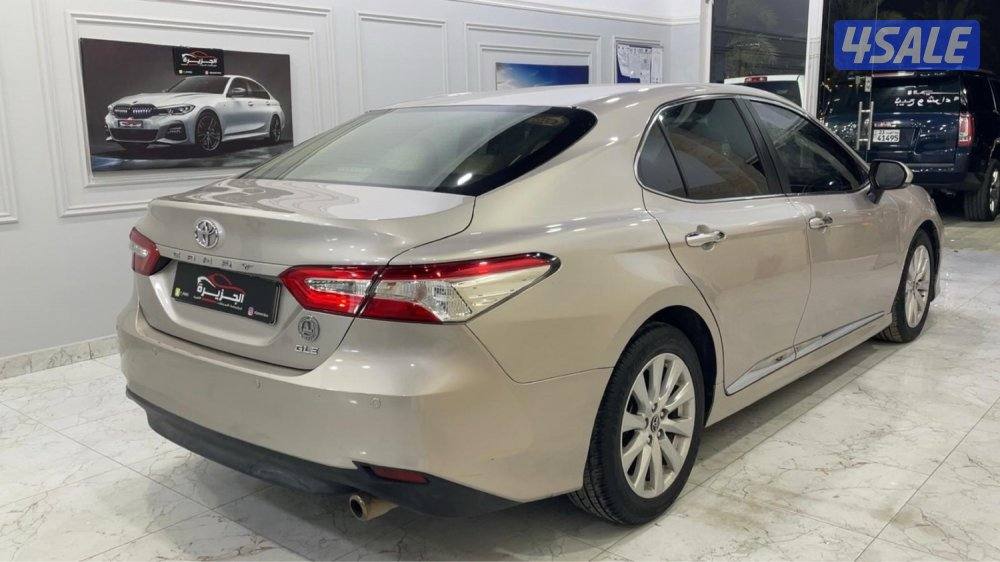 للبيع كامري 20192