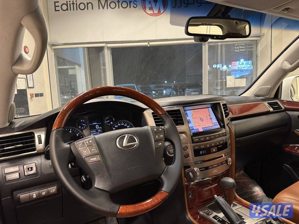 لكزس LX5708