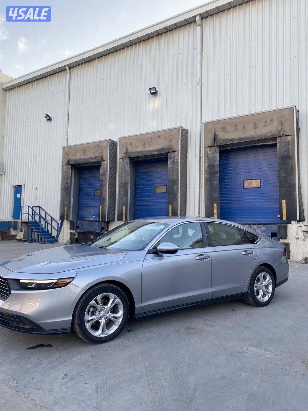 للبيع هوندا اكورد 20235