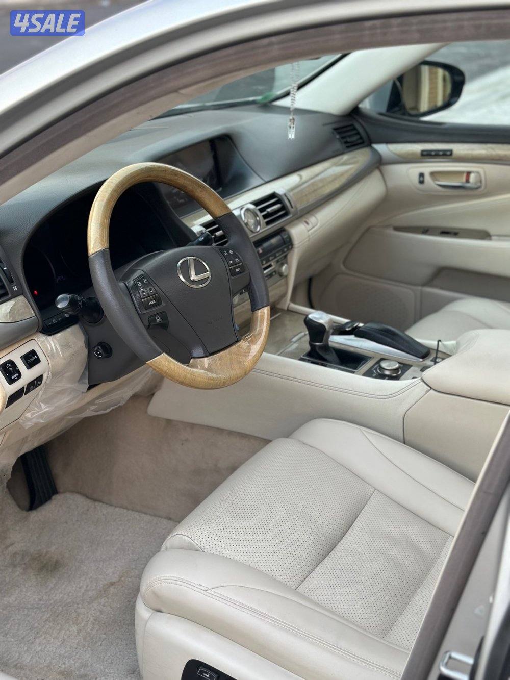 للبيع لكزس4