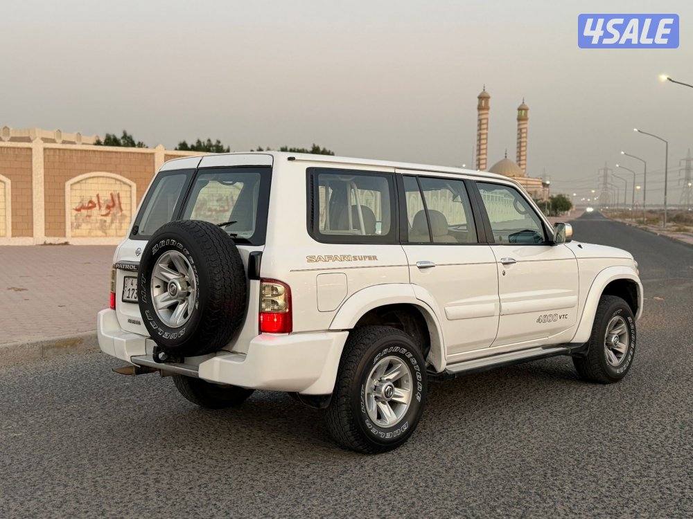 للبيع سفاري شاصي جيد3