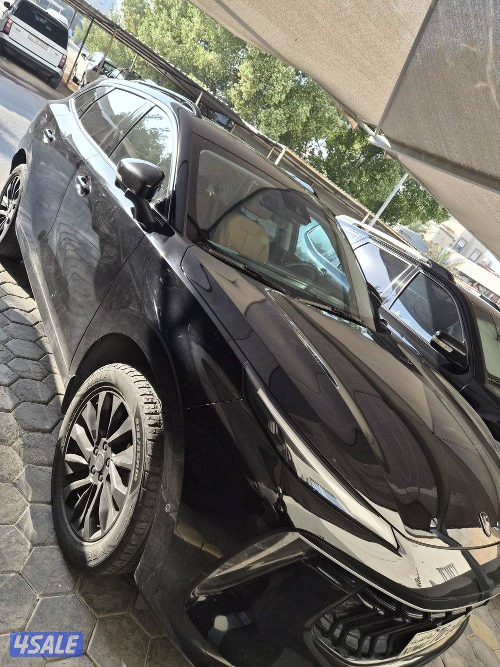 للبيع سيارة نظيفة جدا2