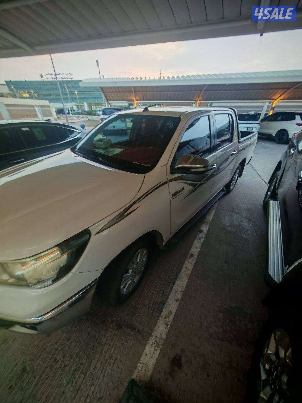 للبيع هايلكس موديل 20174