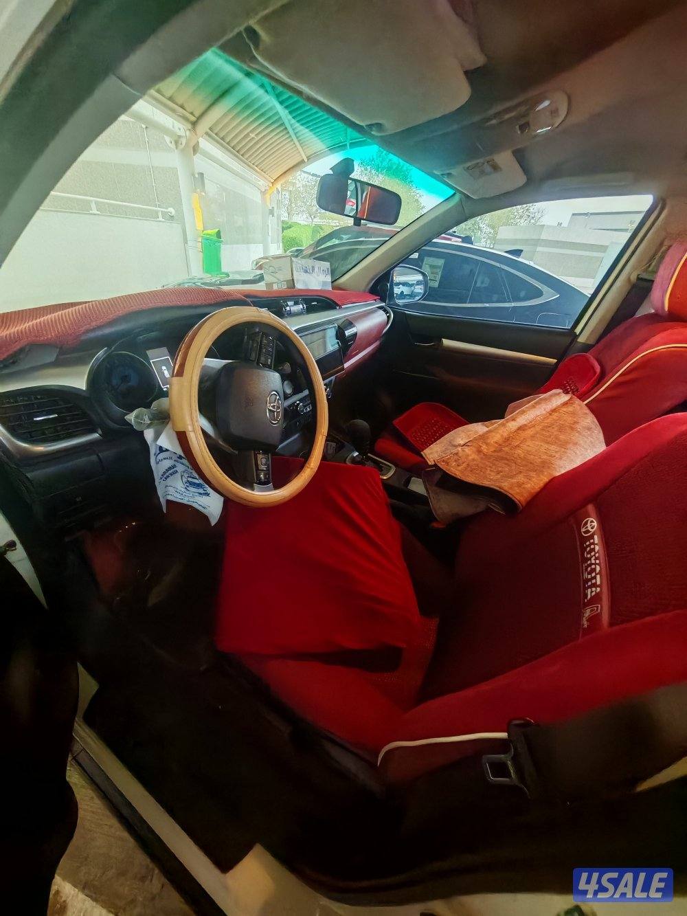 للبيع هايلكس موديل 20175