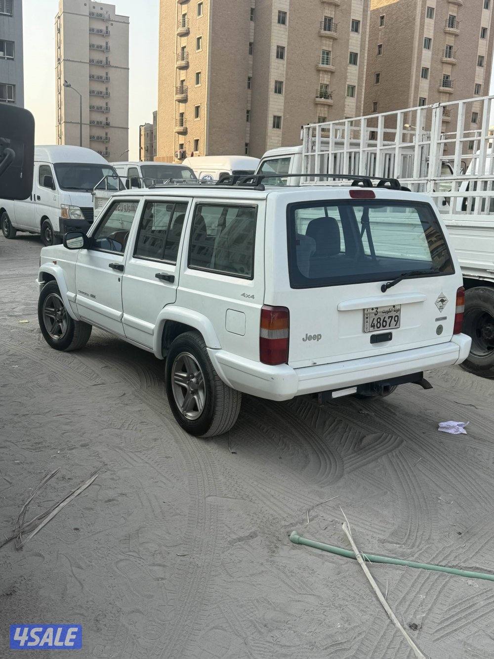 للبيع جيب شروكي 20005