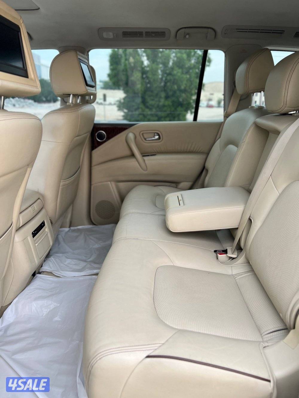 للبيع باترول 2014 بلاتنيوم 320 الفل ماشي 2577