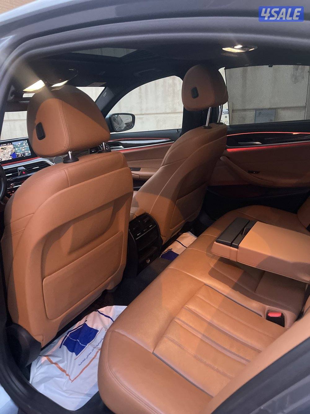 للبيع BMW 520i 2020 صبغ الوكالة9