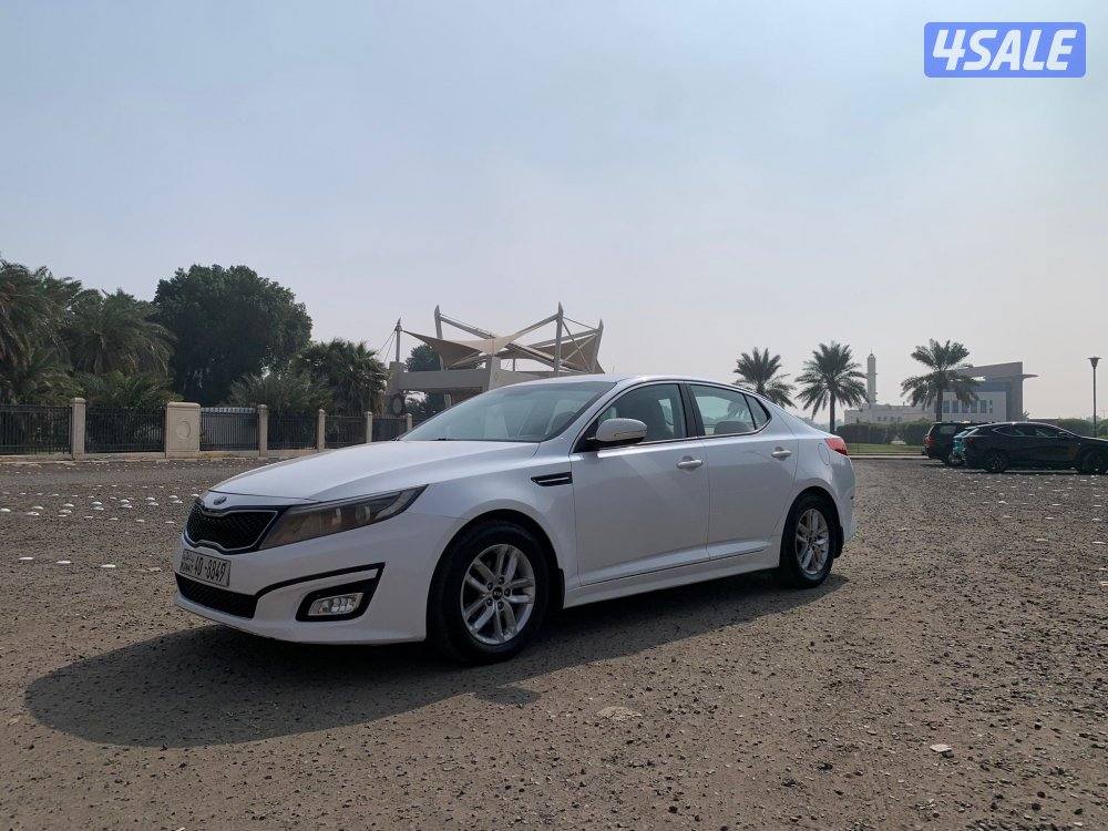 للبيع كيا اوبتيما موديل ٢٠١٥9