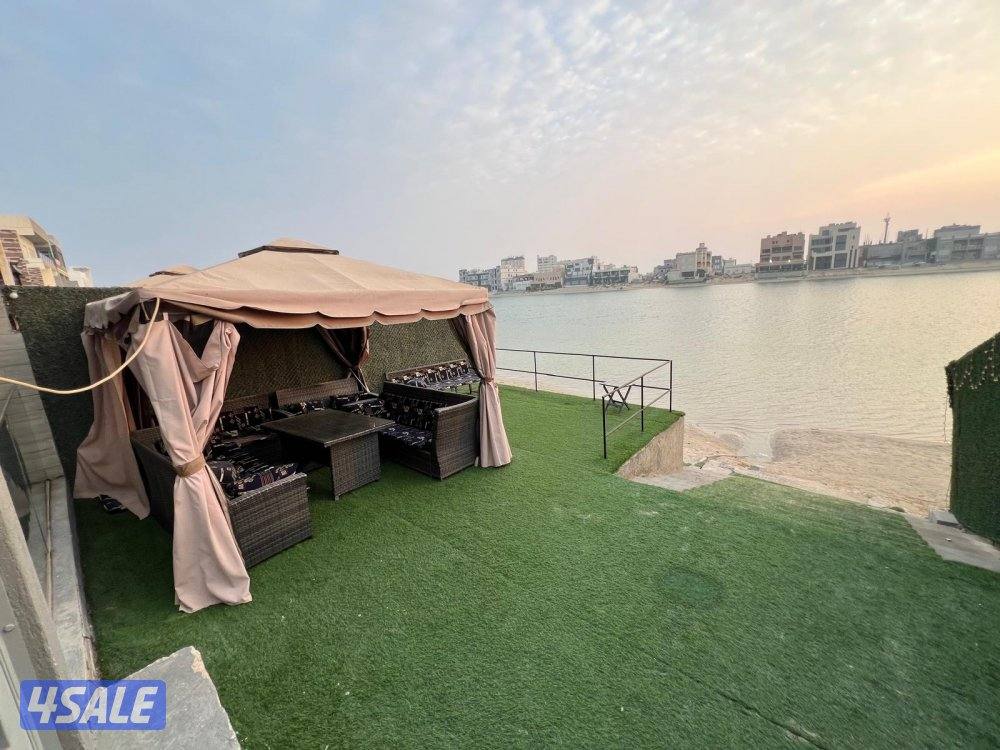 للايجار شاليه صف اول عقد سنوي 6غرف ماستر1