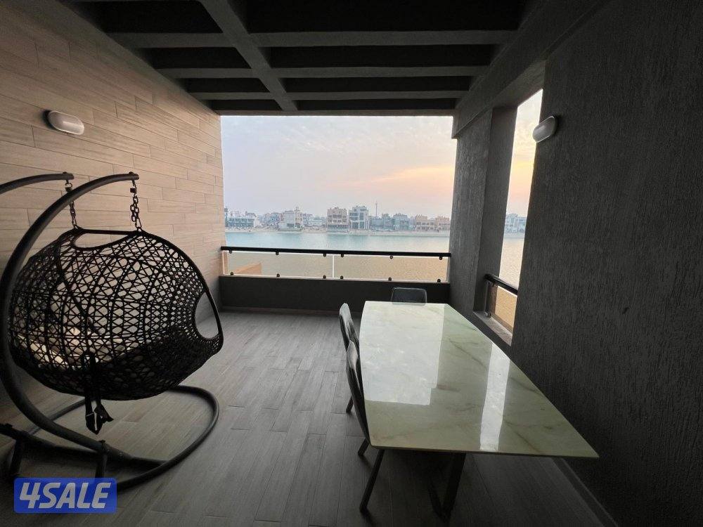 للايجار شاليه صف اول عقد سنوي 6غرف ماستر6