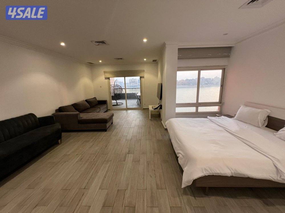 للايجار شاليه صف اول عقد سنوي 6غرف ماستر10