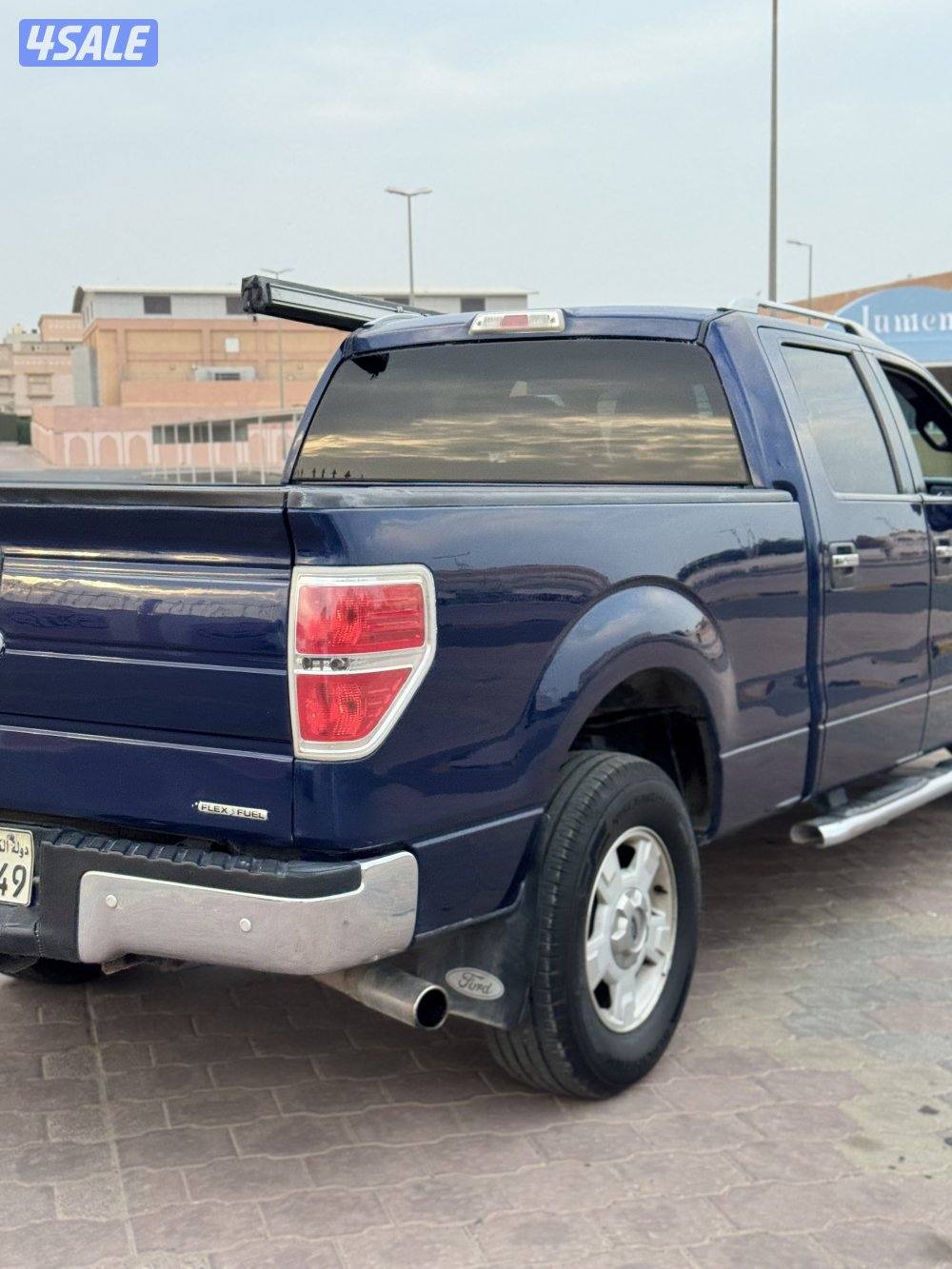 للبيع وانيت فورد F-150 بحالة نادرة8