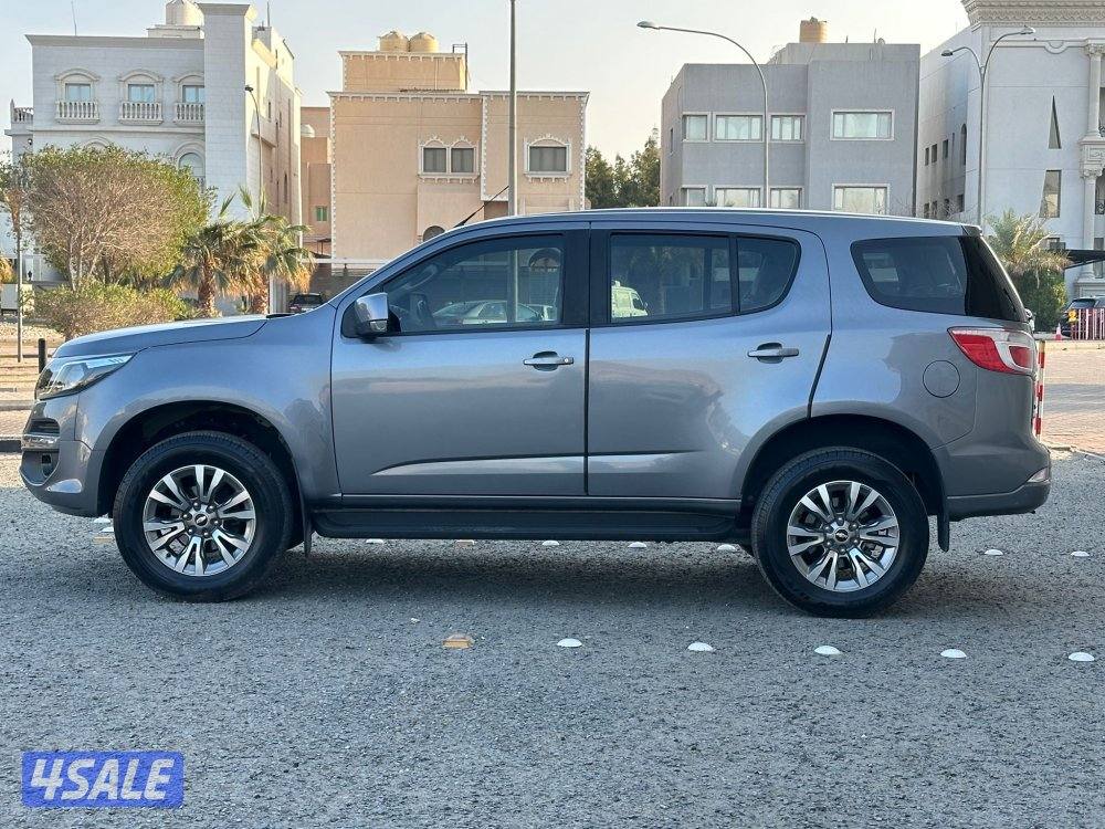 شيفروليه بليزر 
موديل 2020 
6 سلندر 
عداد: 36 الف3