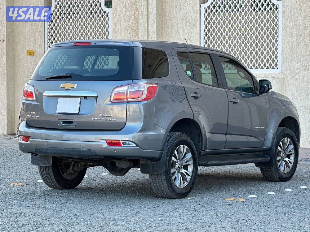 شيفروليه بليزر 
موديل 2020 
6 سلندر 
عداد: 36 الف6