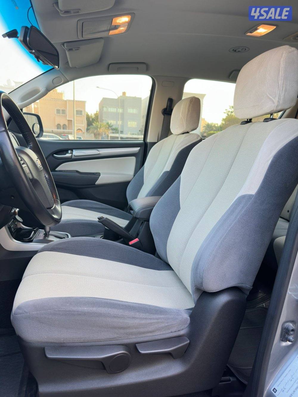 شيفروليه بليزر 
موديل 2020 
6 سلندر 
عداد: 36 الف9