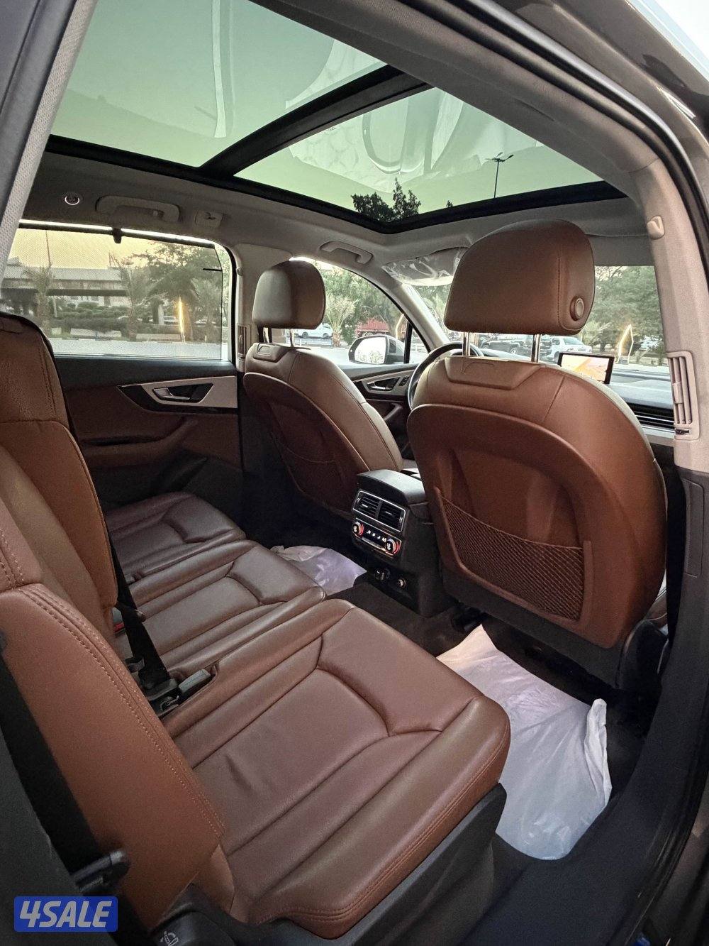 جيب اودي Q7 20187