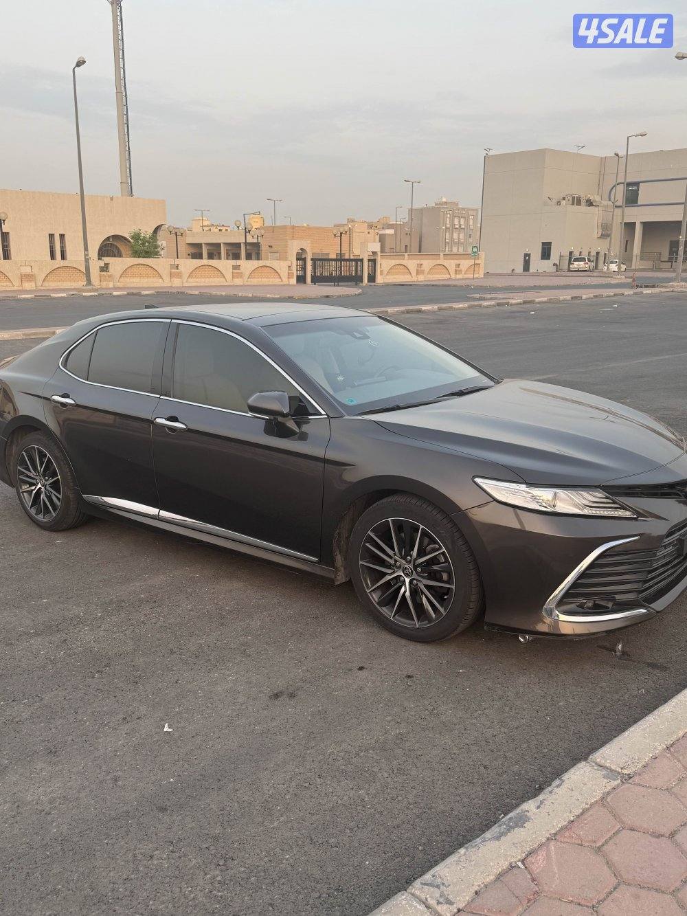 كامري 2024 برونزي ليمتد ادشن (صبغ وكااله)7