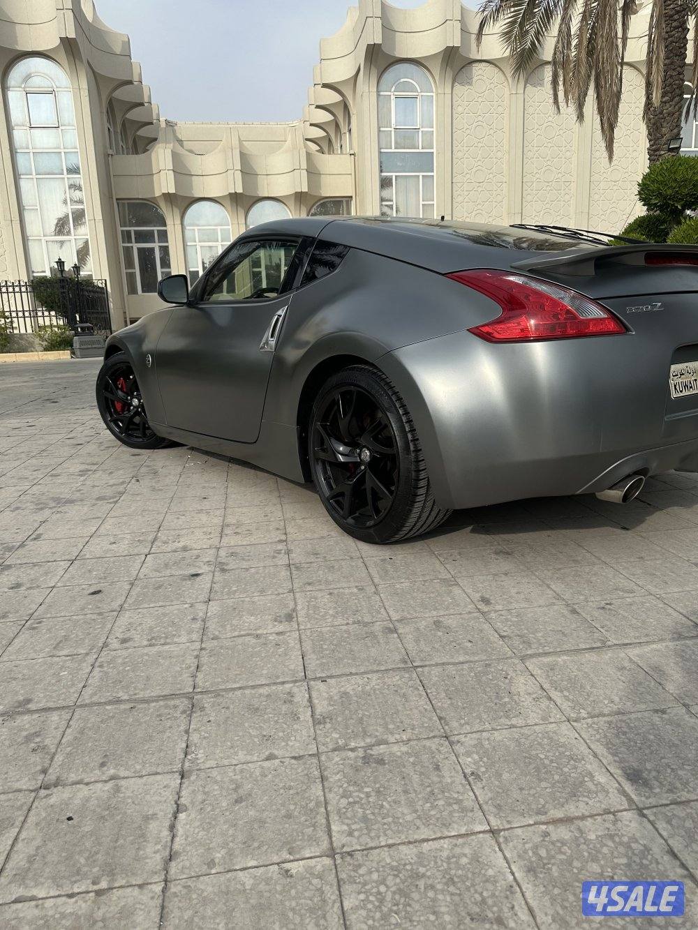 بيعه سريعه ٢٠١٣ زد ٣٧٠ قير عادي3