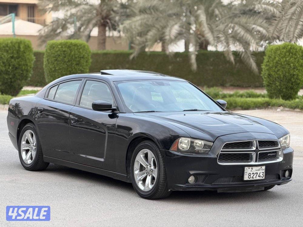 دودج تشارجر 2012 بحالة الوكالة1