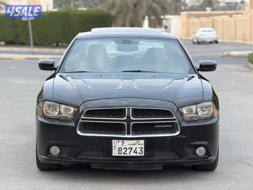 دودج تشارجر 2012 بحالة الوكالة2