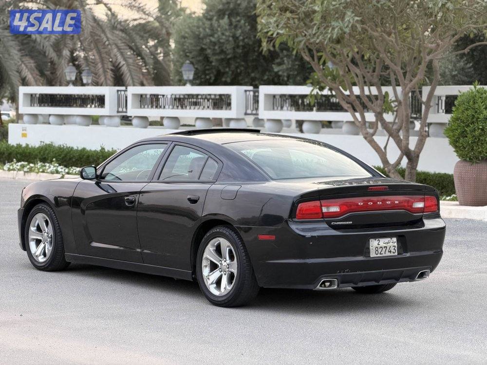 دودج تشارجر 2012 بحالة الوكالة3